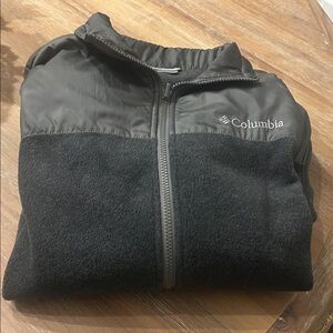 Columbia Charcoal and Black Fleece Jacket